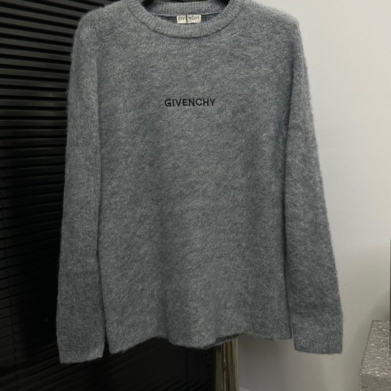 Givenchy Sweaters
